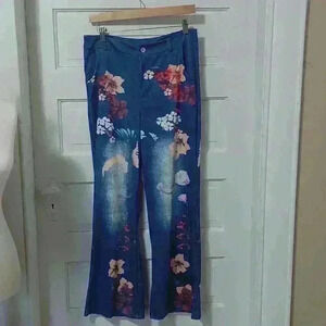 Jean looking pants